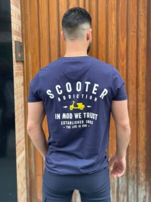 Camiseta Scooter marina modelo Rooney